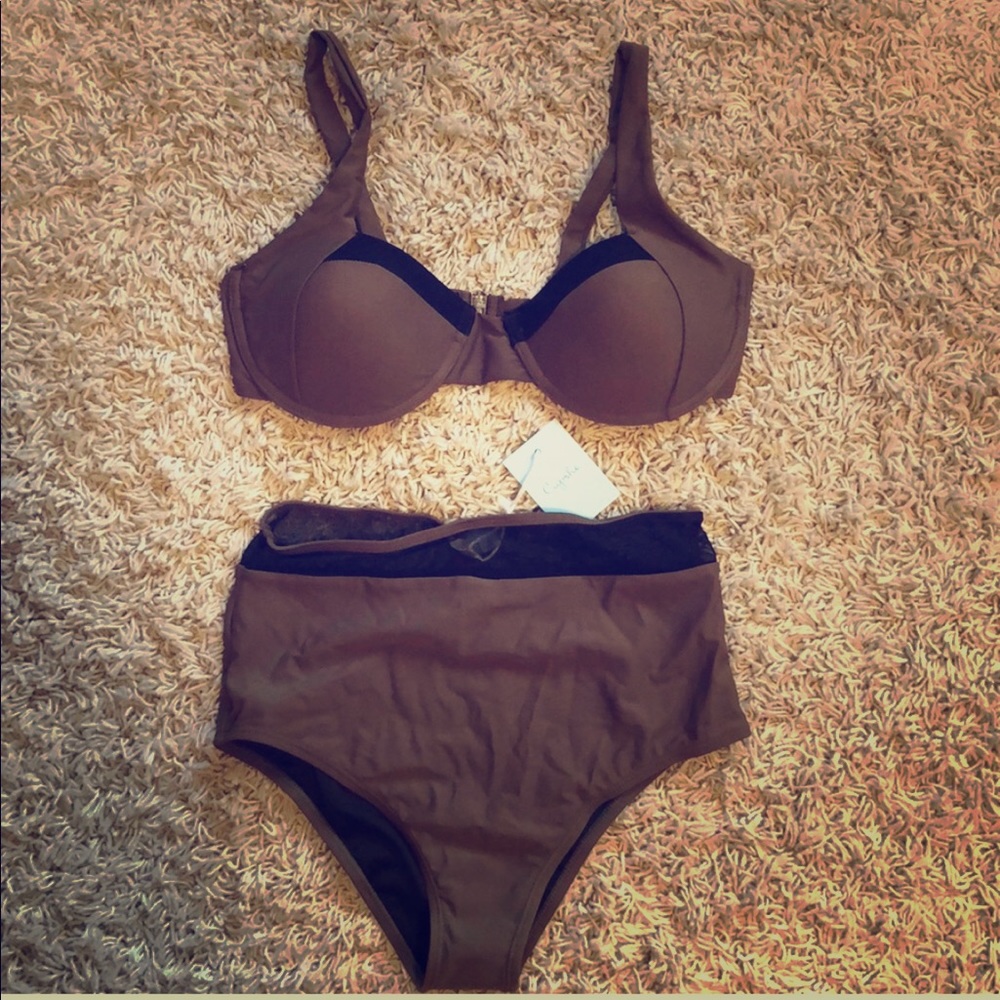 High waisted swim suite - Picture 1 of 2